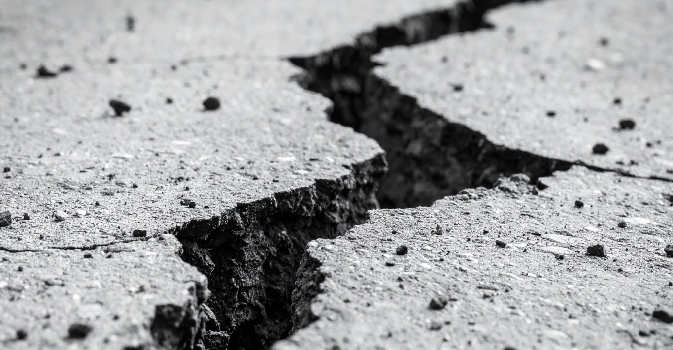 Garage floor epoxy coating installation in Burlington, MA